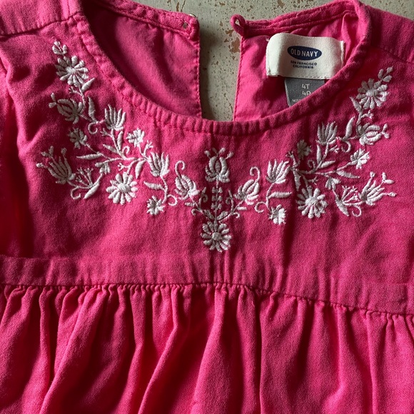 GUC Girl’s Old Navy Pink Embroidered Dress 4T - Picture 3 of 6